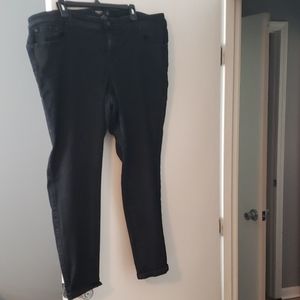 Black skinny jeans